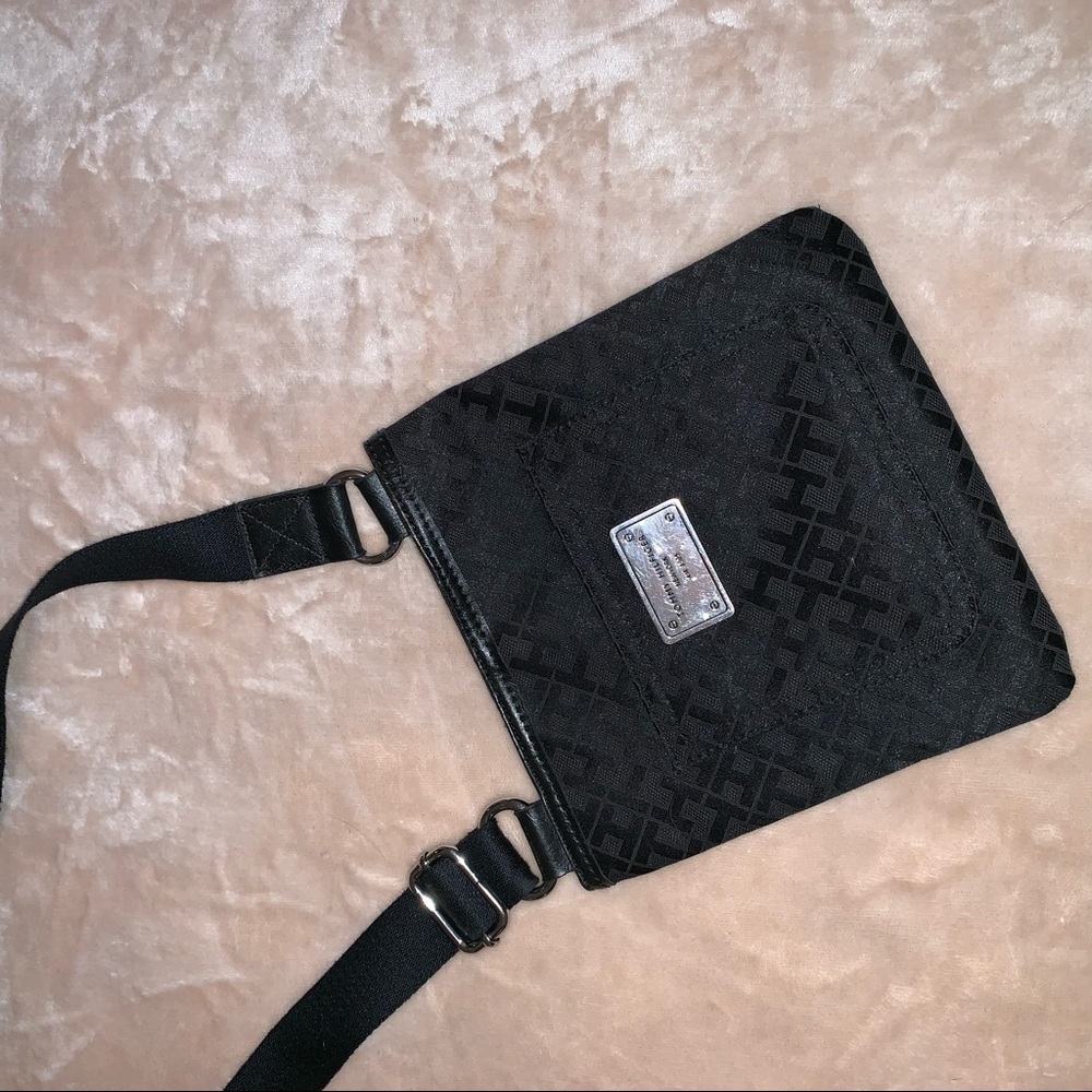 Tommy Hilfiger Purse